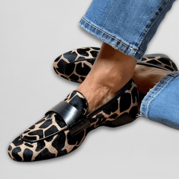NOEMI™|SOPHISTICATED SIGNATURE LOAFERS
