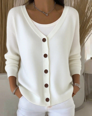 Camélia | Cardigan en maille boutonnée à silhouette structurée