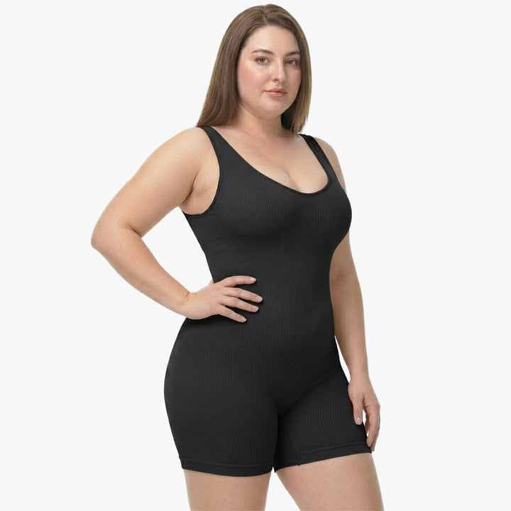 Body gainant sans coutures à larges bretelles avec jambes courtes