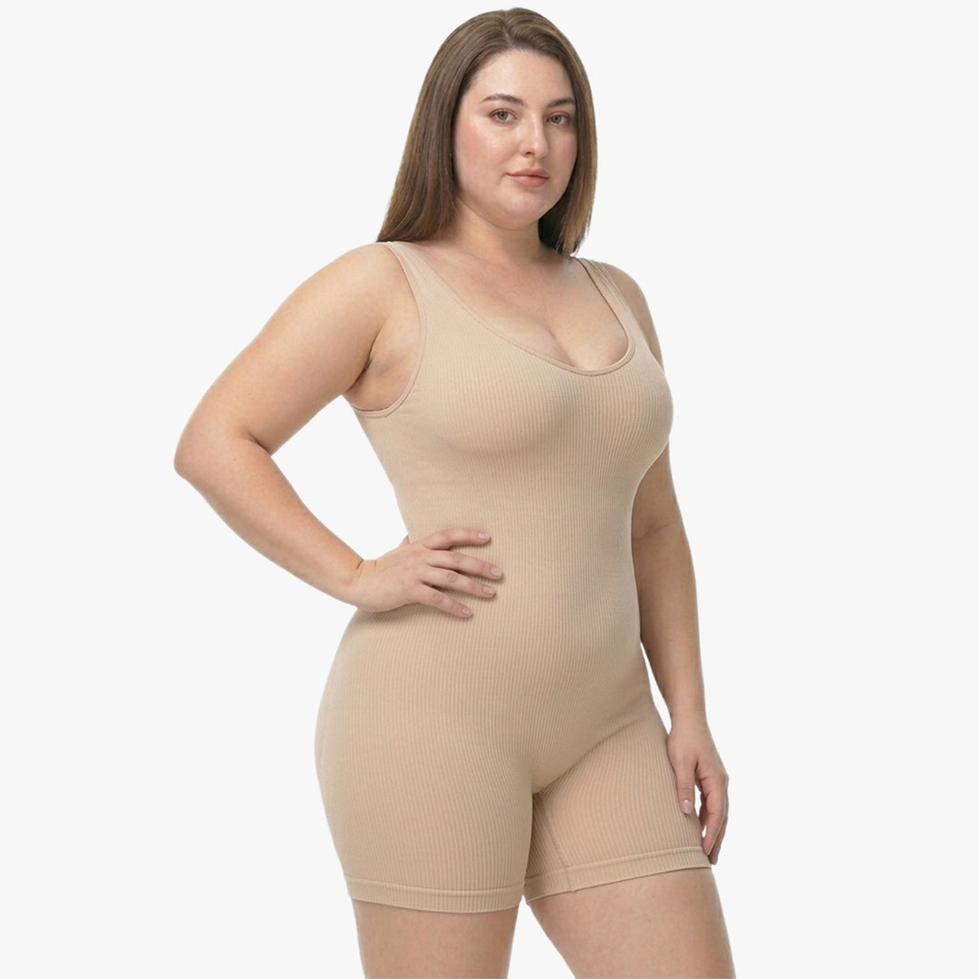Body gainant sans coutures à larges bretelles avec jambes courtes